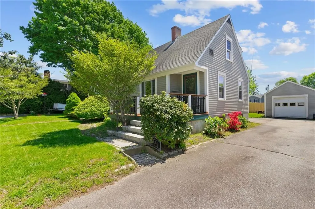 57 Hobson Avenue Tiverton RI 02878