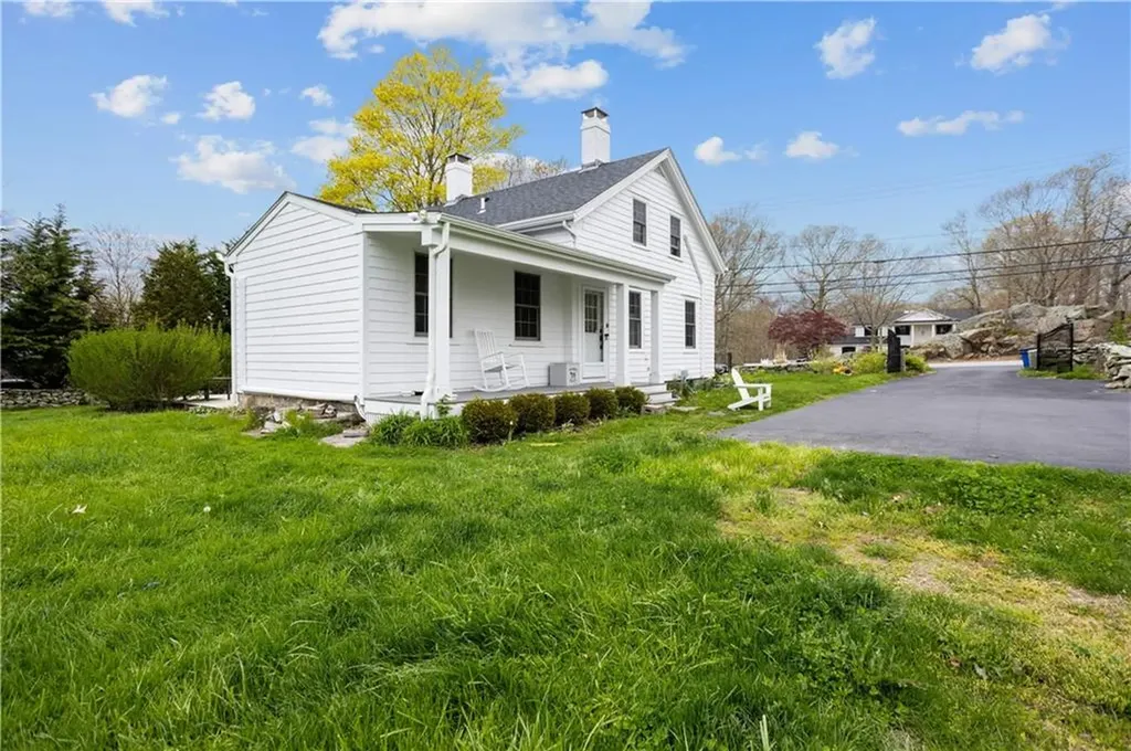 255 Bulgarmarsh Road Tiverton RI 02878
