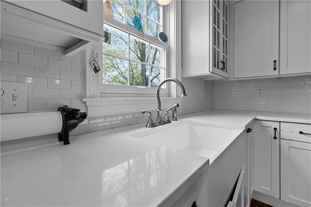 255 Bulgarmarsh Road Tiverton RI 02878