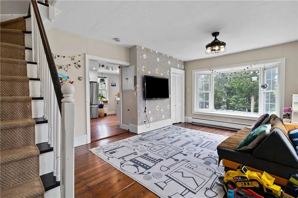 255 Bulgarmarsh Road Tiverton RI 02878