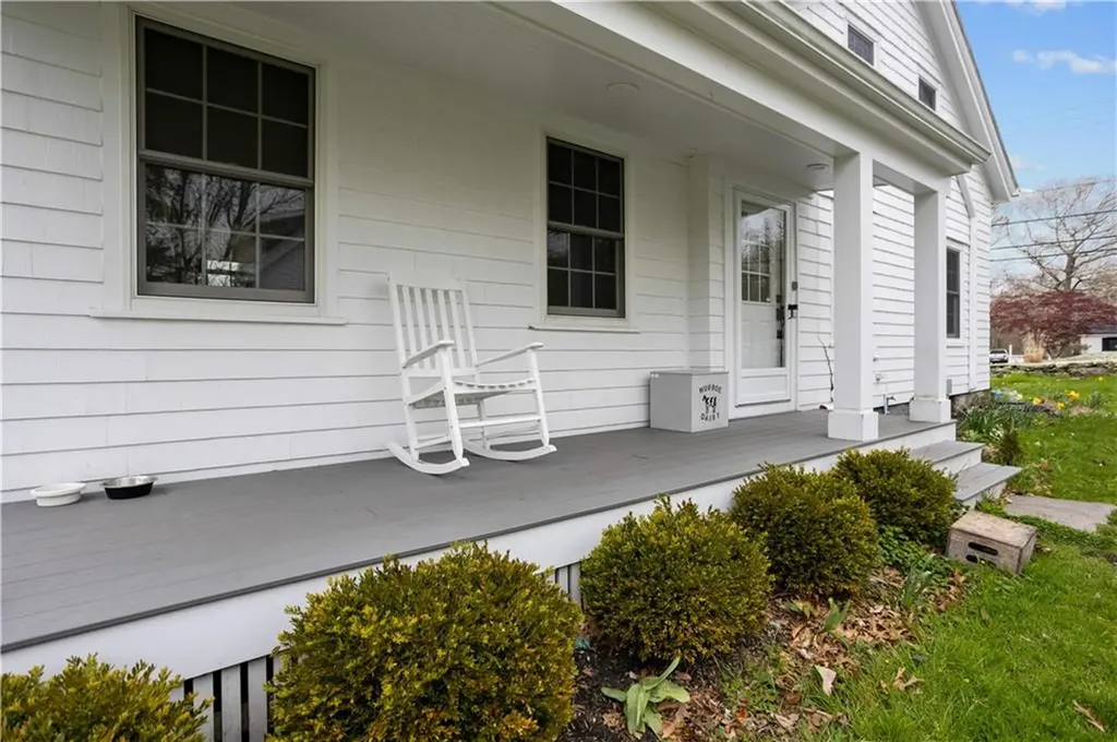 255 Bulgarmarsh Road Tiverton RI 02878