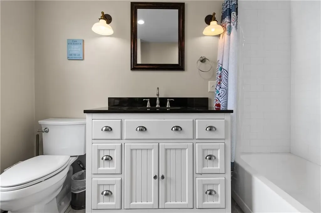 255 Bulgarmarsh Road Tiverton RI 02878