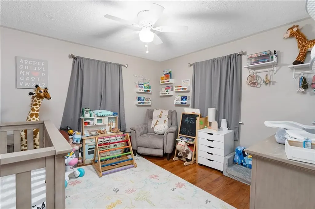 15 Columbia Avenue Coventry RI 02816