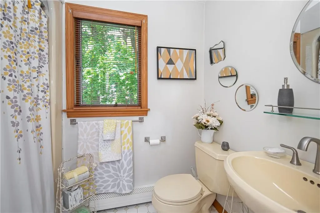 5 Arnold Avenue Lincoln RI 02865