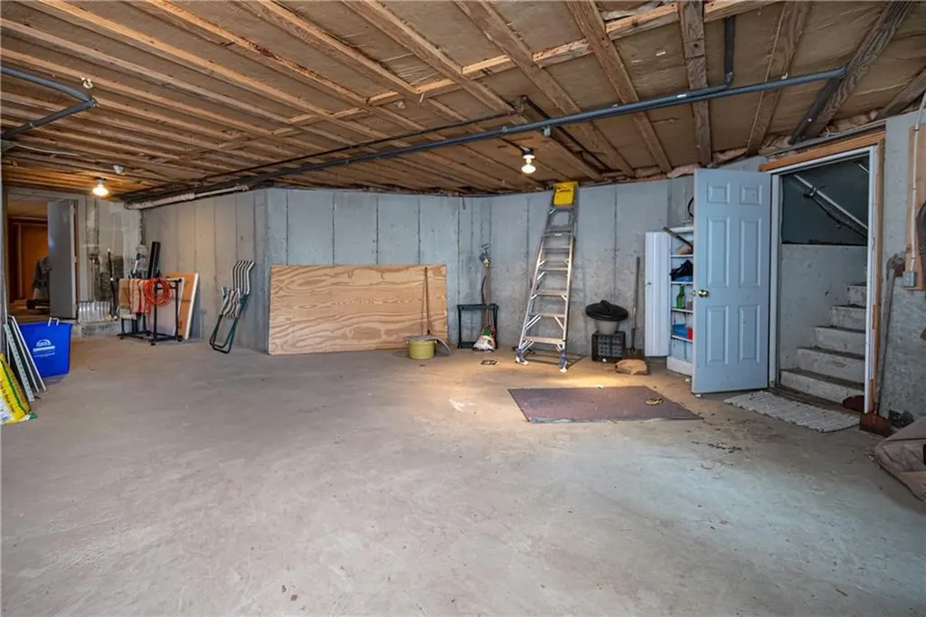 5 Arnold Avenue Lincoln RI 02865