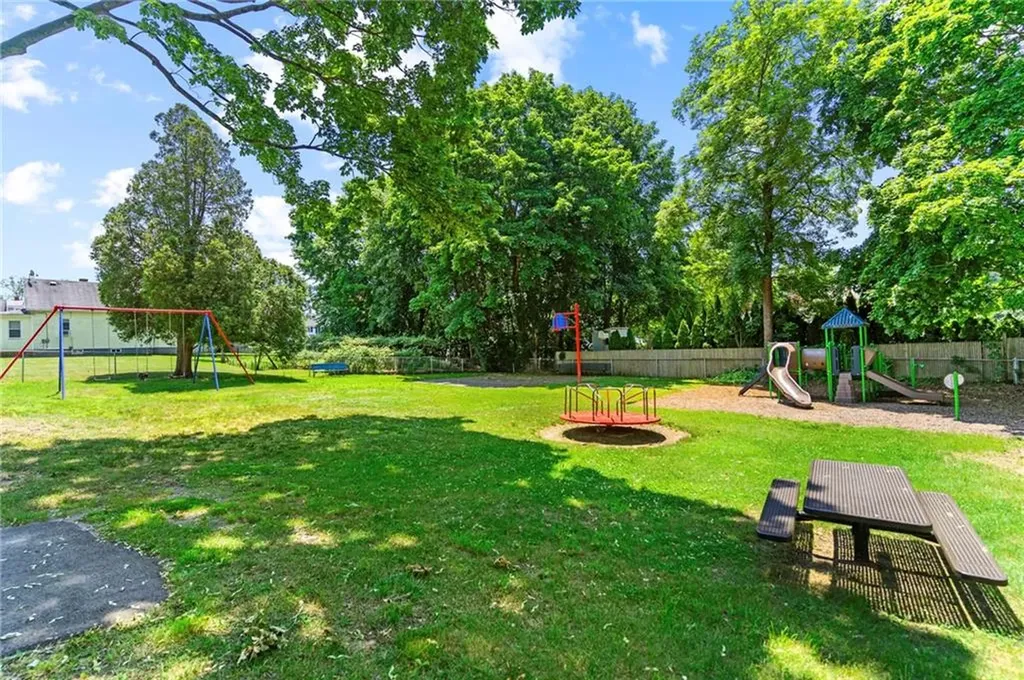 6 Baltimore Avenue Warren RI 02885