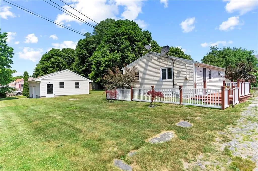 6 Baltimore Avenue Warren RI 02885