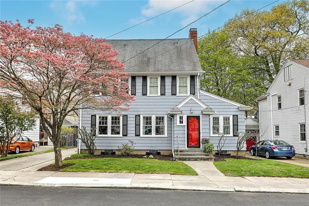 285 Hillside Avenue Pawtucket RI 02860