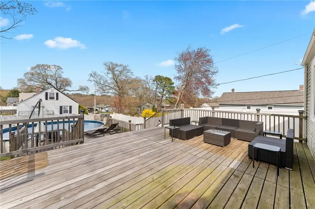 65 Newell Street West Warwick RI 02893