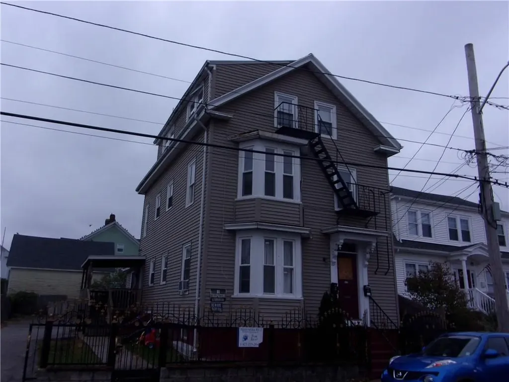 118 Laban Street Providence RI 02909