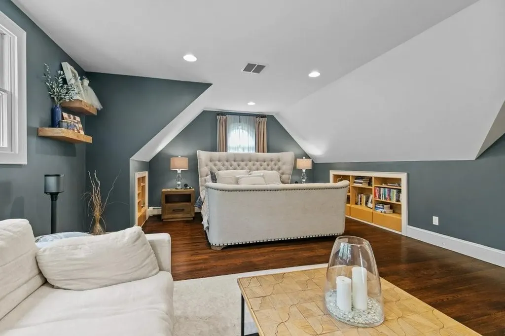 4 Deep Meadow Road Barrington RI 02806