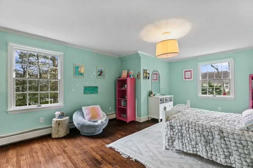 4 Deep Meadow Road Barrington RI 02806