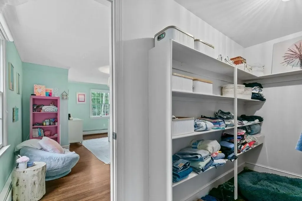 4 Deep Meadow Road Barrington RI 02806