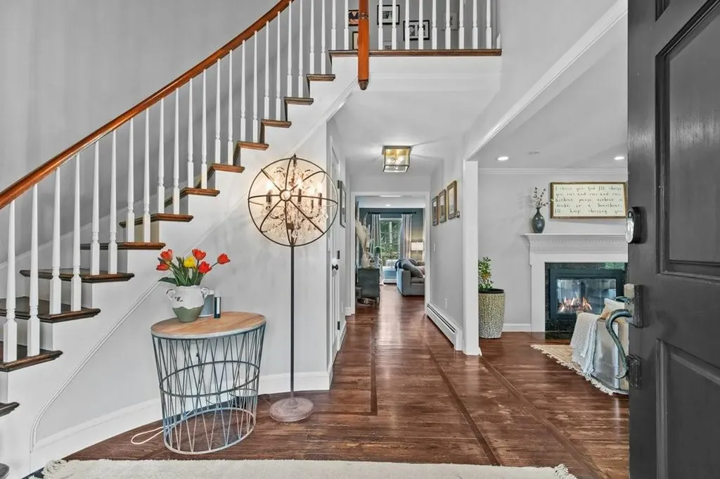 4 Deep Meadow Road Barrington RI 02806