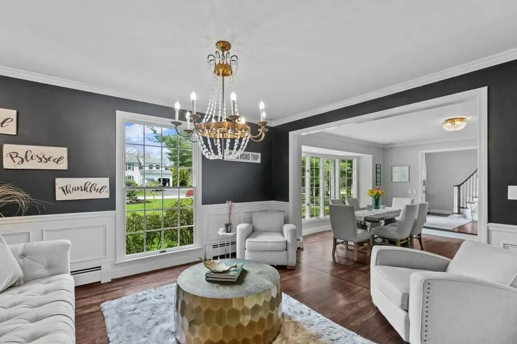 4 Deep Meadow Road Barrington RI 02806