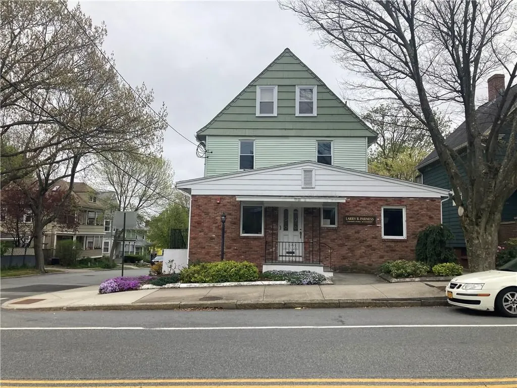 95 Forest Street Providence RI 02906