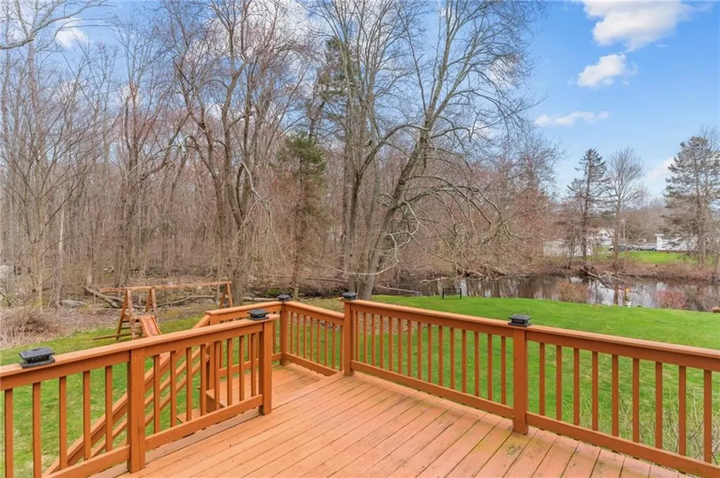 2405 Mendon Road Cumberland RI 02864