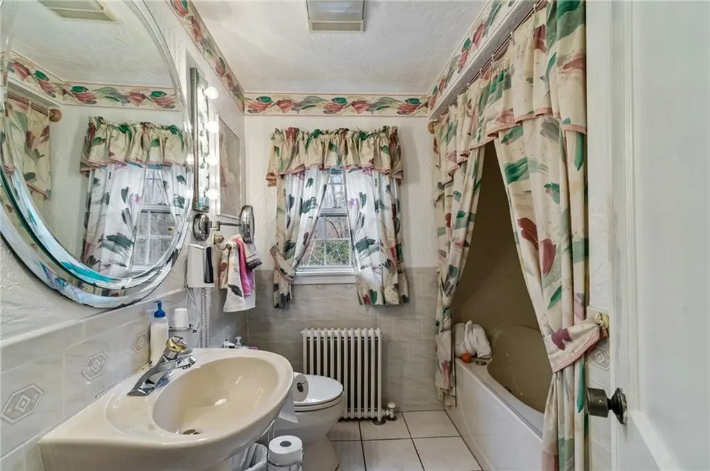 2405 Mendon Road Cumberland RI 02864