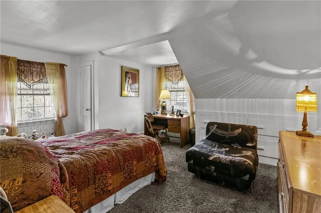 2405 Mendon Road Cumberland RI 02864