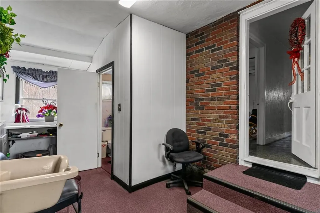 2405 Mendon Road Cumberland RI 02864