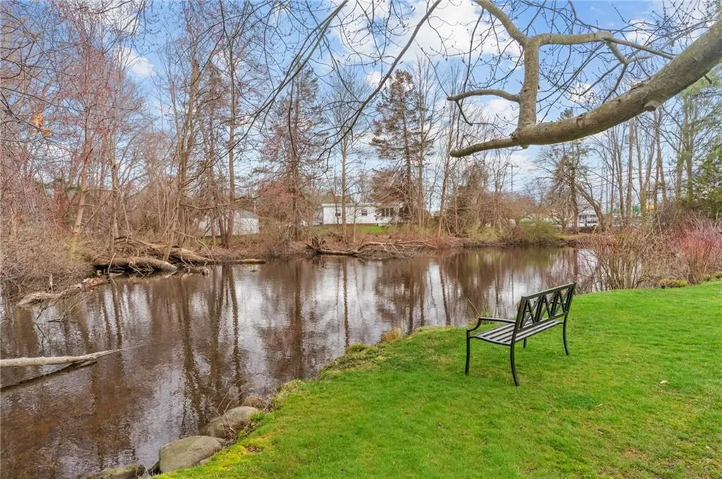 2405 Mendon Road Cumberland RI 02864