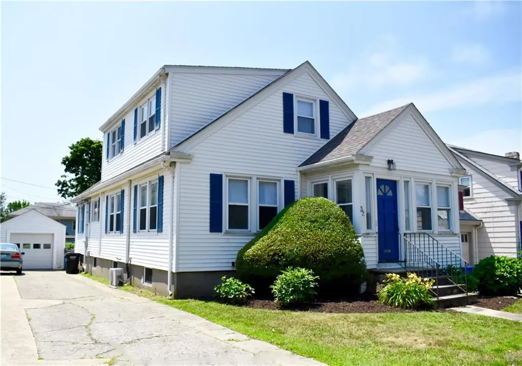 32 Admiral Kalbfus Road Newport RI 02840