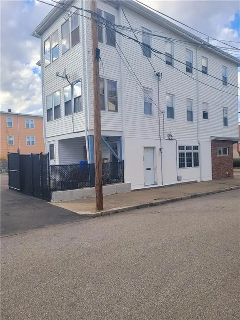 3 Hazard Street Pawtucket RI 02860