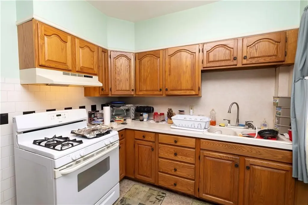 3 Hazard Street Pawtucket RI 02860