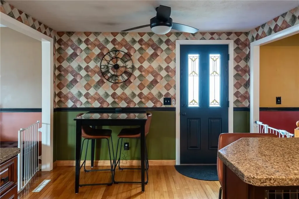 152 Almy Street Warwick RI 02886