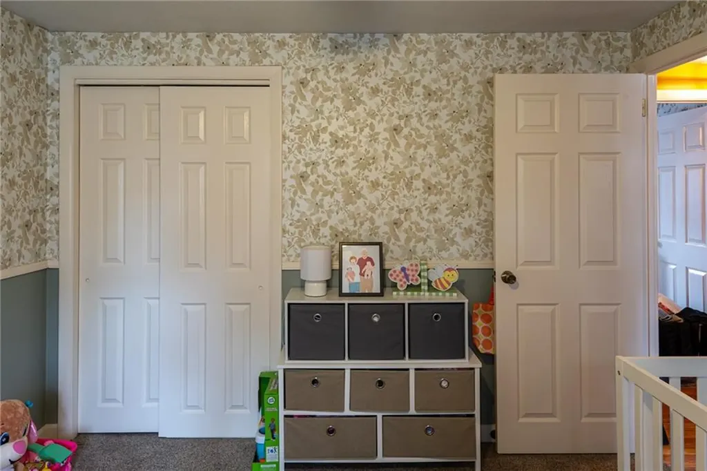 152 Almy Street Warwick RI 02886