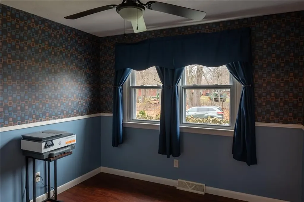 152 Almy Street Warwick RI 02886