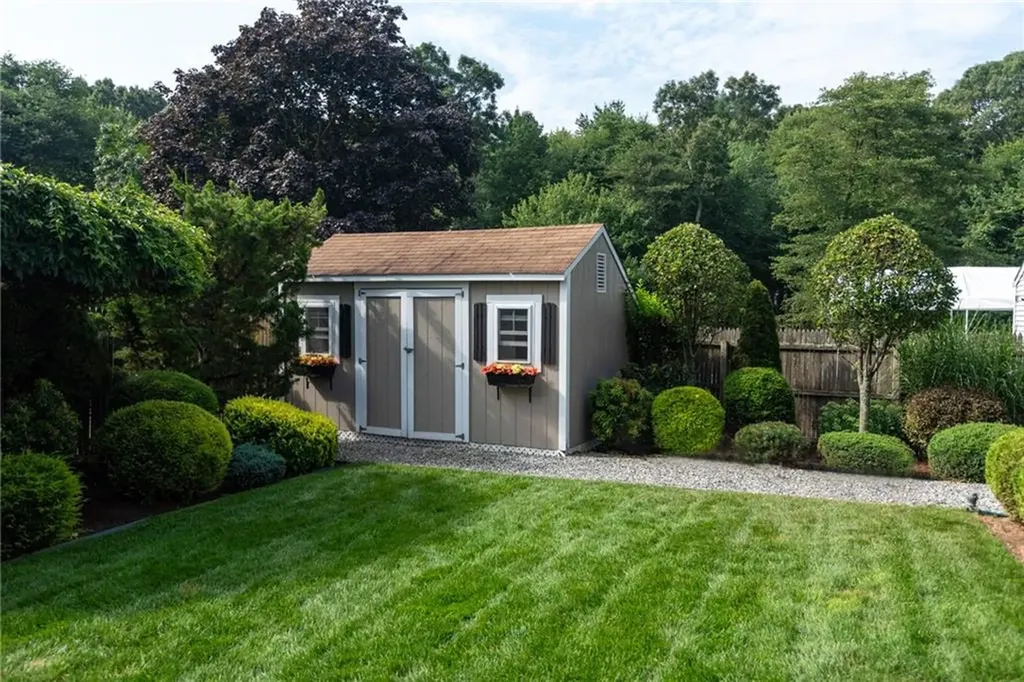 152 Almy Street Warwick RI 02886