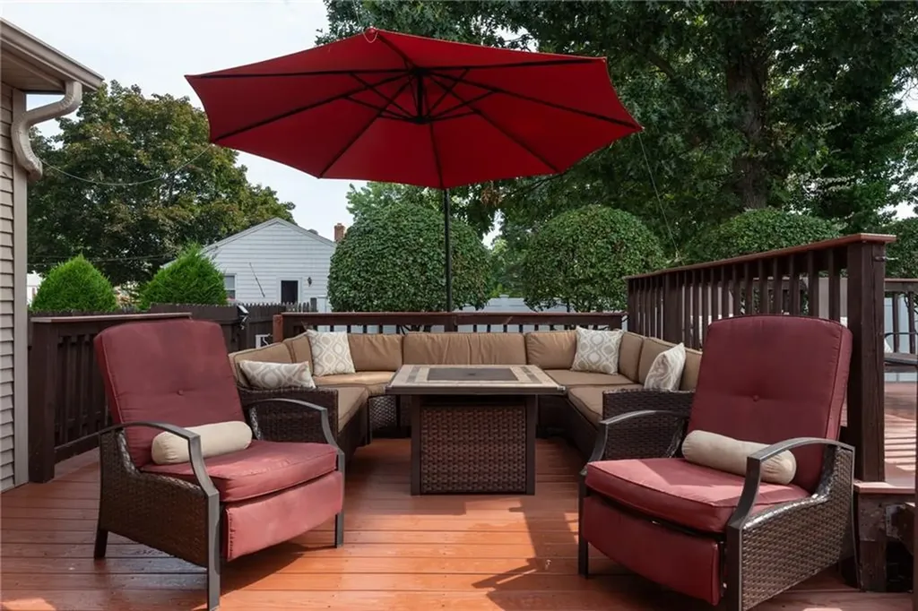152 Almy Street Warwick RI 02886
