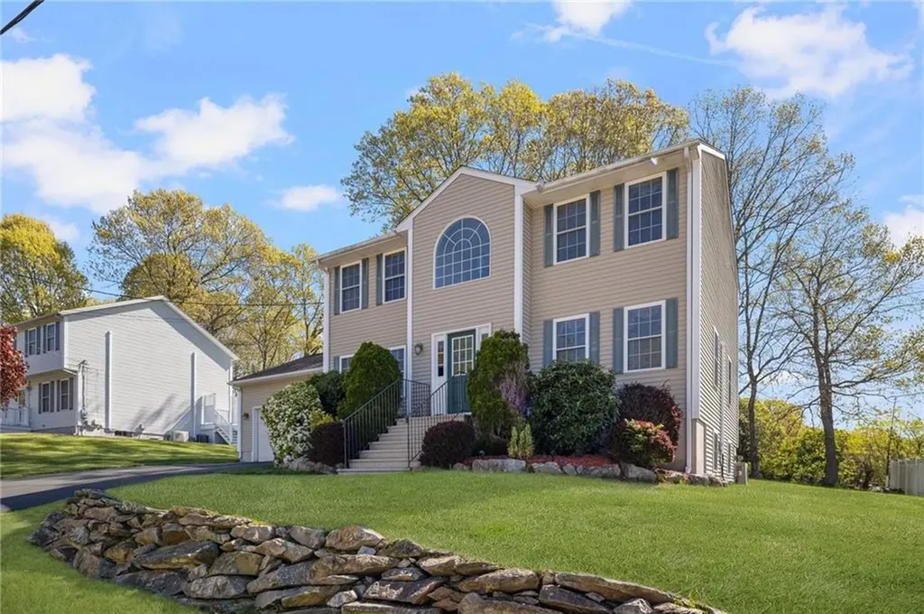 17 Alexander Drive West Warwick RI 02893