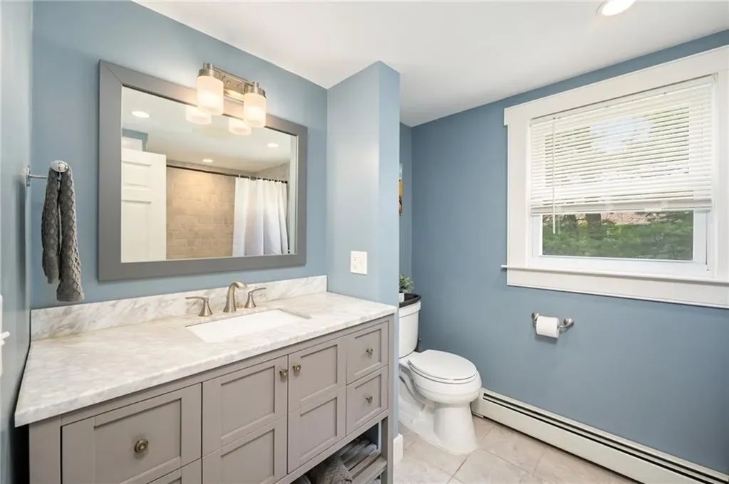 283 Old County Road Smithfield RI 02917