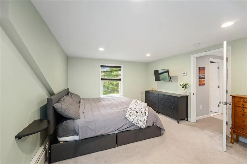283 Old County Road Smithfield RI 02917
