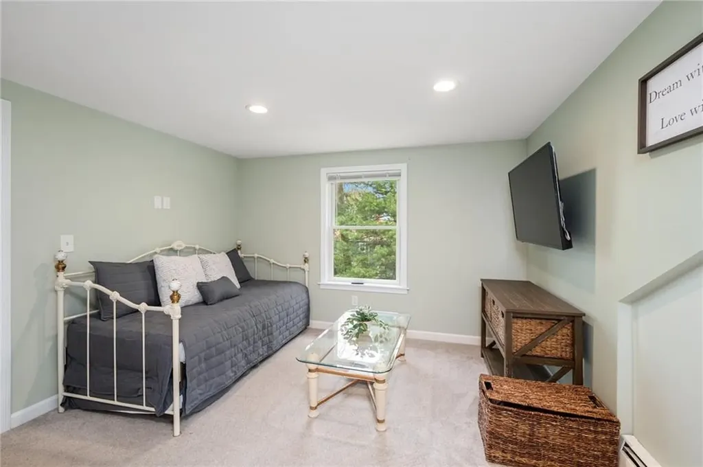 283 Old County Road Smithfield RI 02917