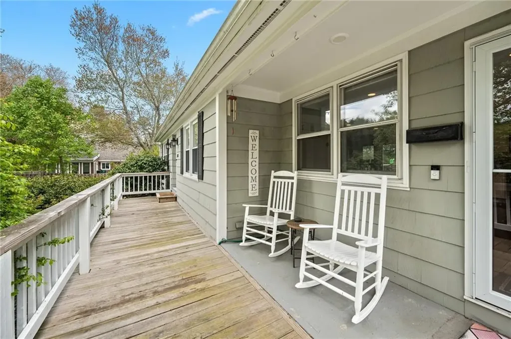 283 Old County Road Smithfield RI 02917