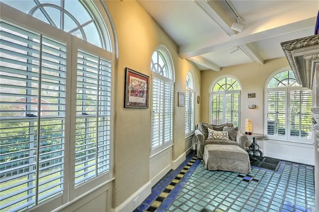 612 Elmgrove Avenue Providence RI 02906