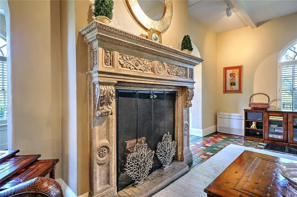 612 Elmgrove Avenue Providence RI 02906