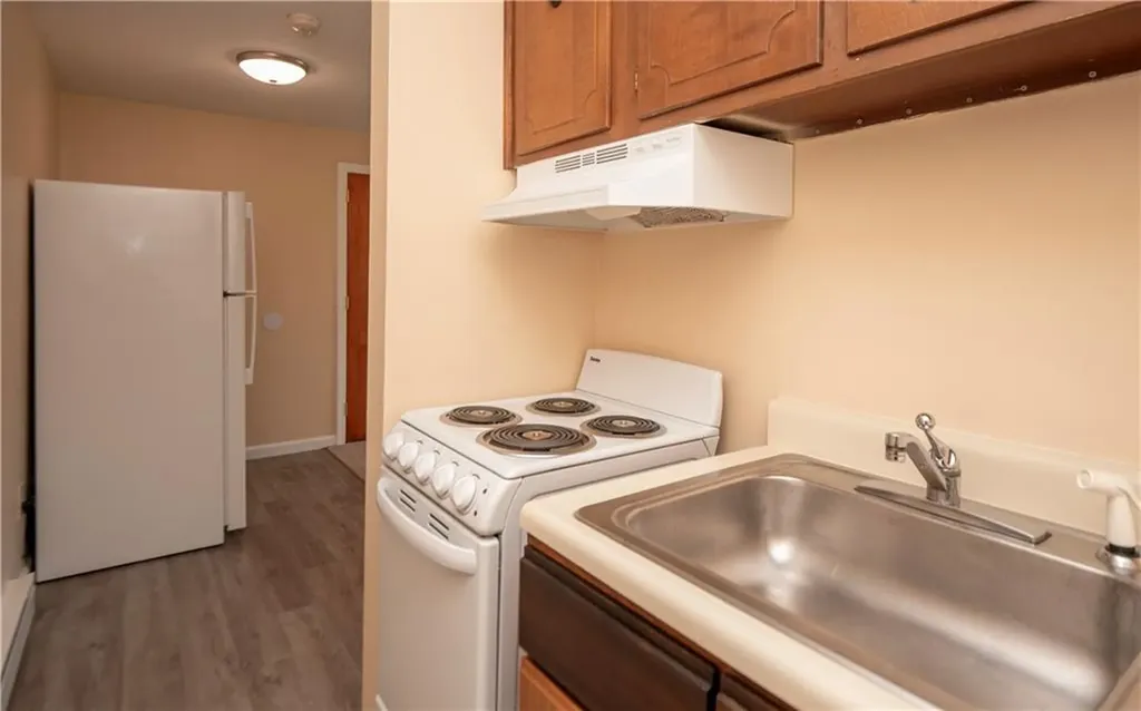 56 Perrault Street Portsmouth RI 02871