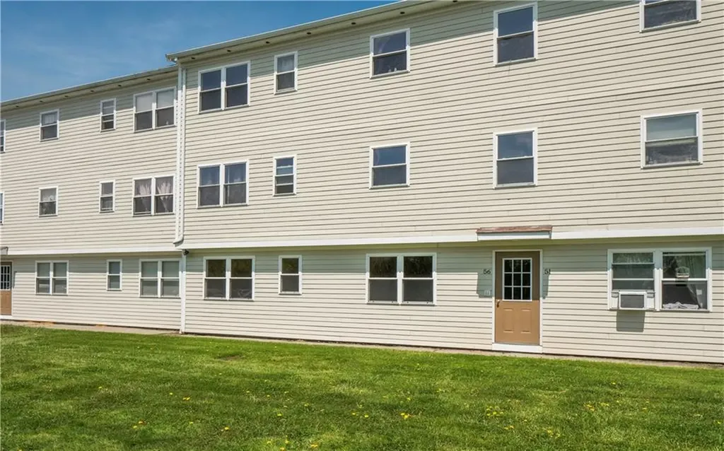56 Perrault Street Portsmouth RI 02871