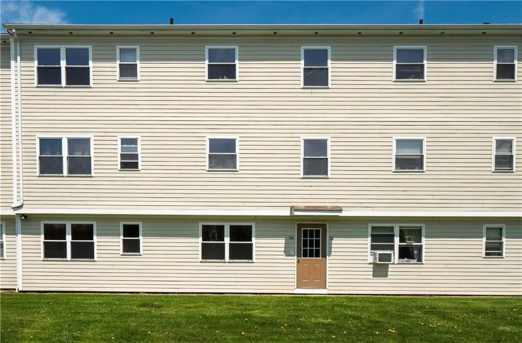 56 Perrault Street Portsmouth RI 02871