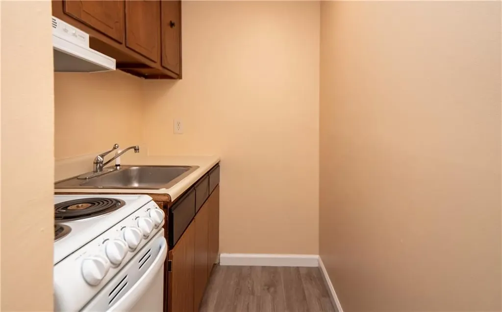56 Perrault Street Portsmouth RI 02871