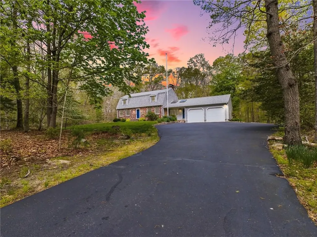 105 Stony Lane Exeter RI 02822