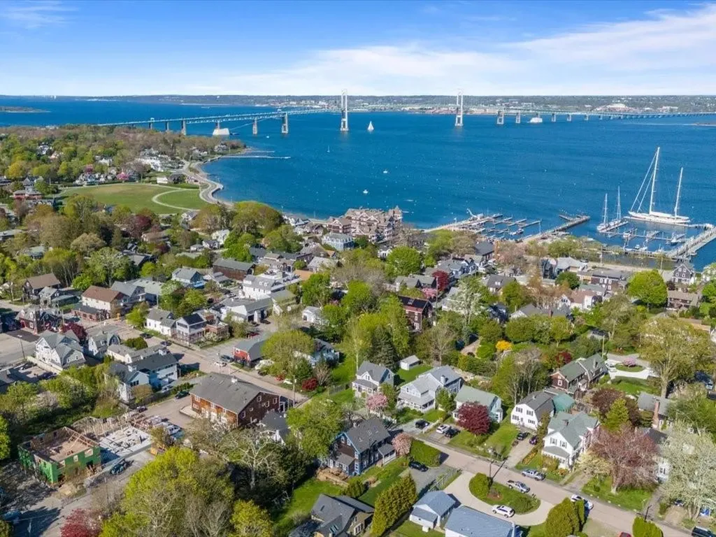 24 Clinton Avenue Jamestown RI 02835