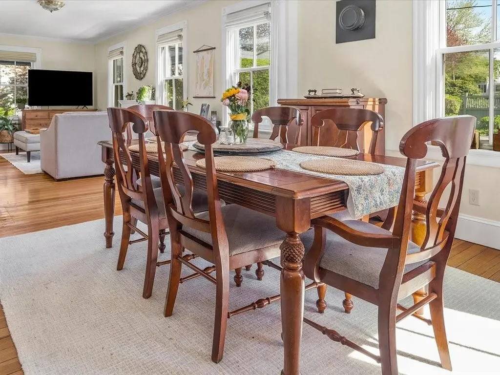 24 Clinton Avenue Jamestown RI 02835