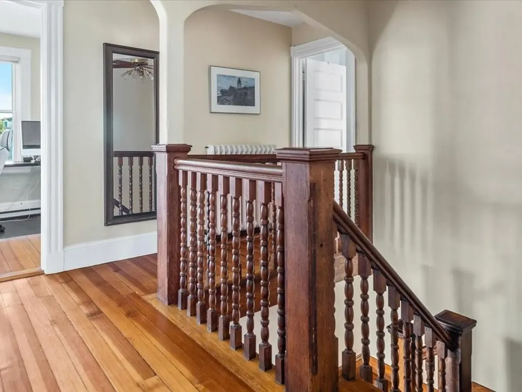 24 Clinton Avenue Jamestown RI 02835