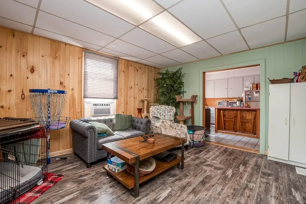 903 Branch Avenue Providence RI 02904