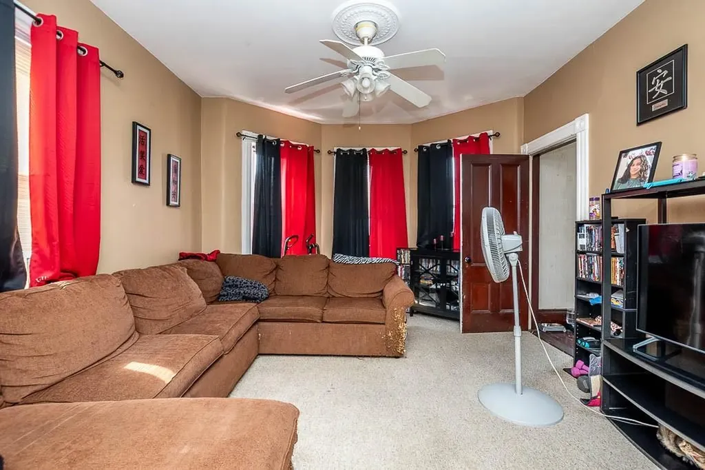 903 Branch Avenue Providence RI 02904